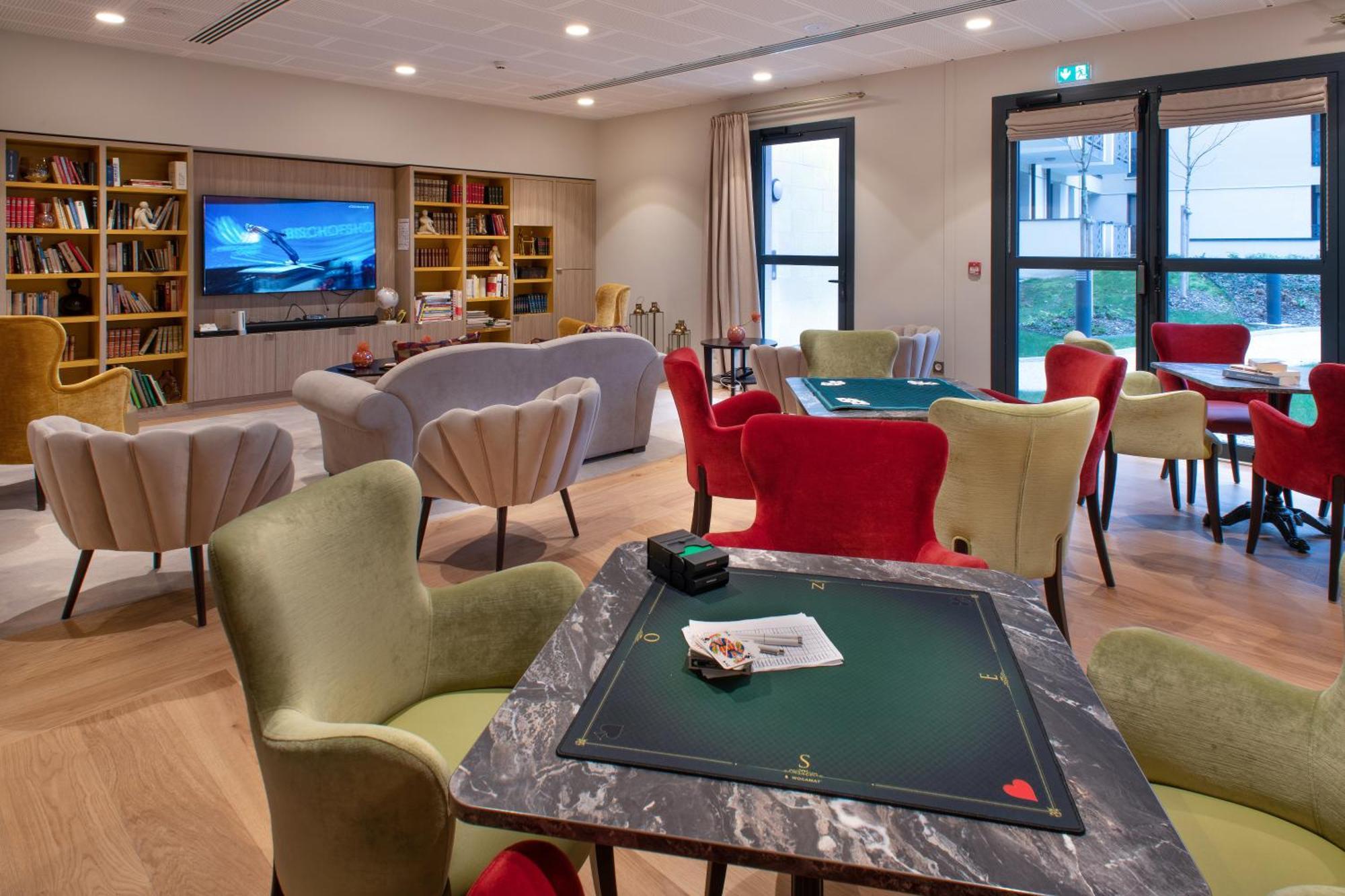 Domitys La Clef Des Arts Aparthotel Chalons-en-Champagne Exterior photo